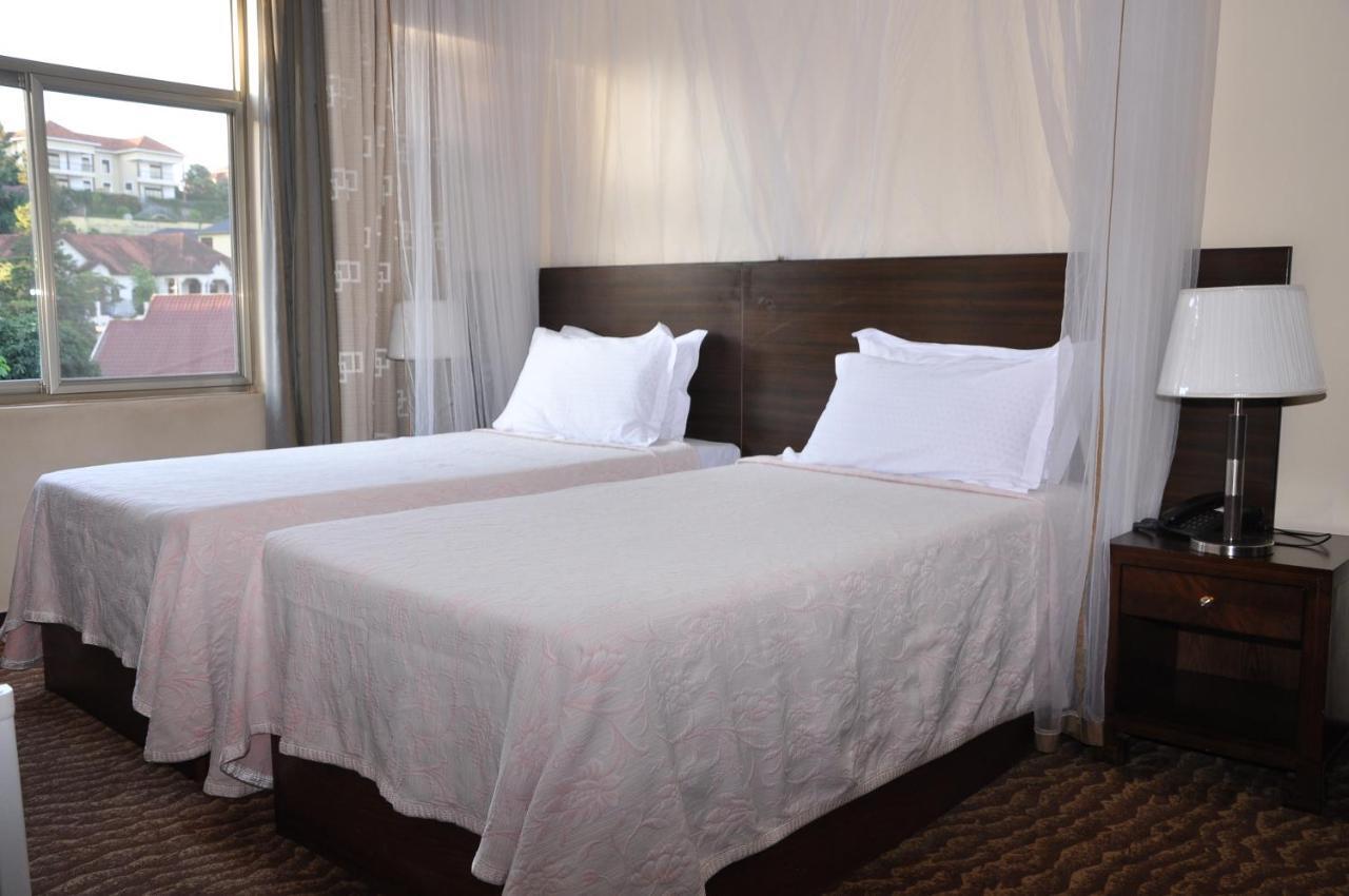 Garr Hotel Kigali Exterior photo